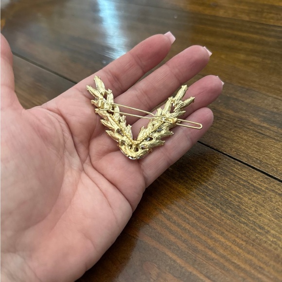 Elegant Rhinestone Hair Clip - Picture 3 of 3